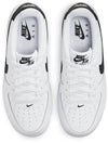 Air Force 1 sneakers