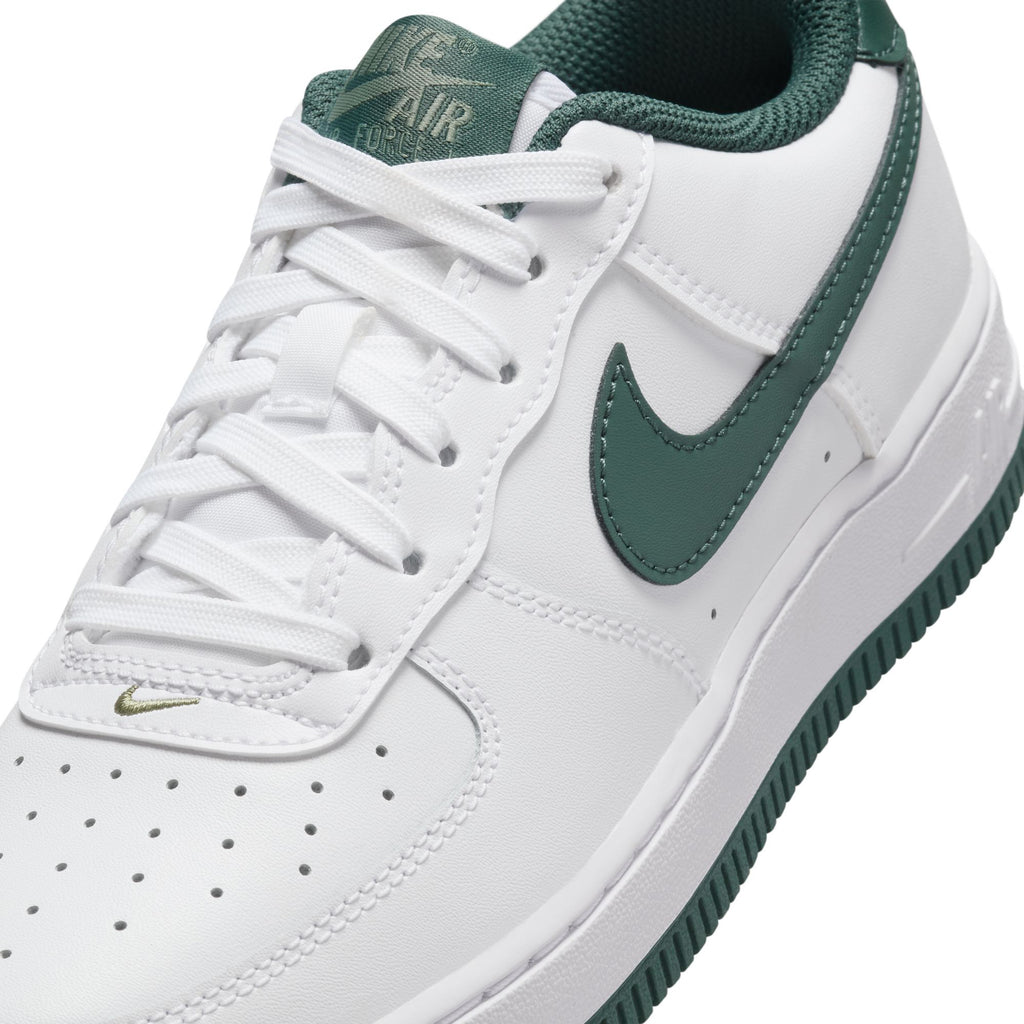 Air Force 1 sneakers