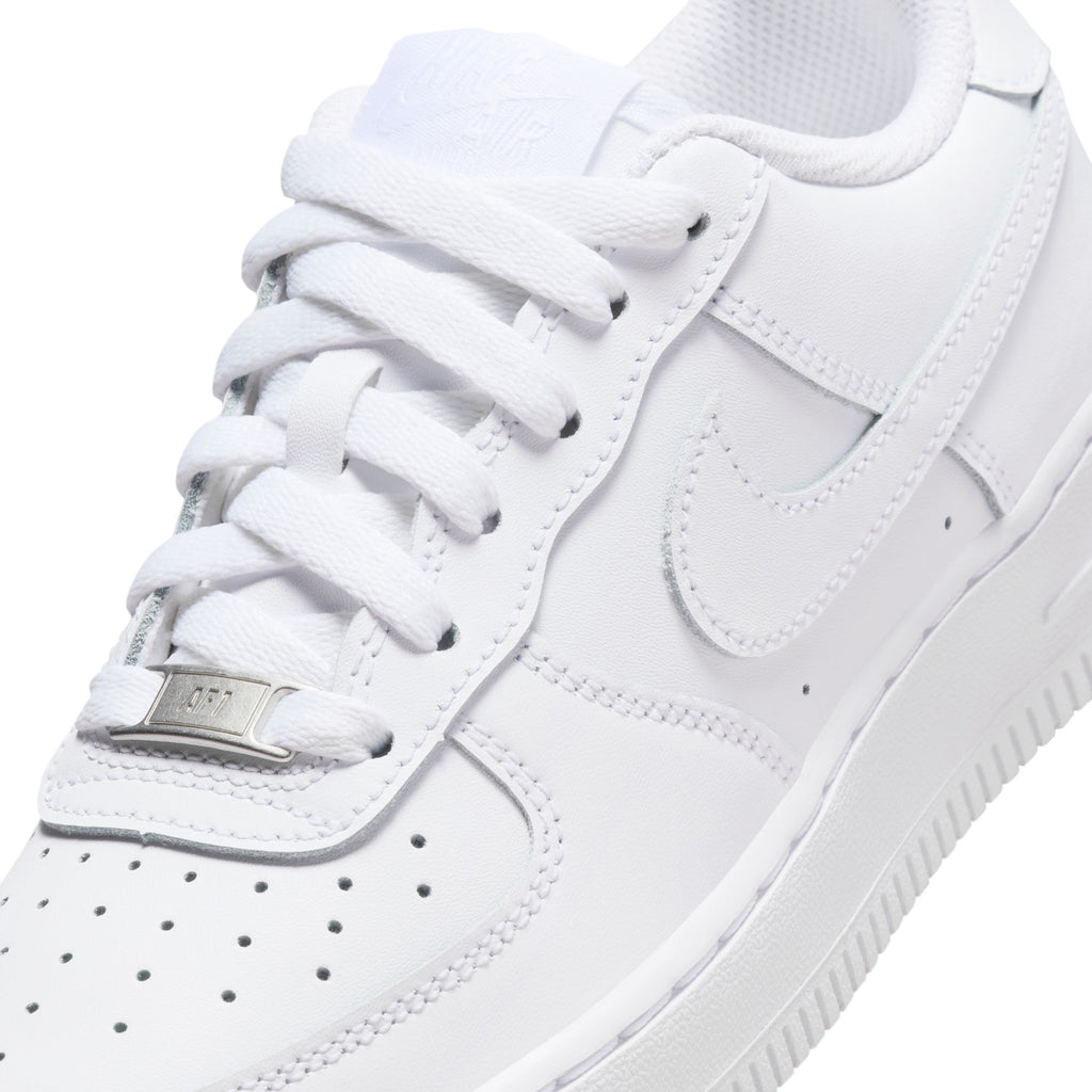 Air Force 1 LE sneakers
