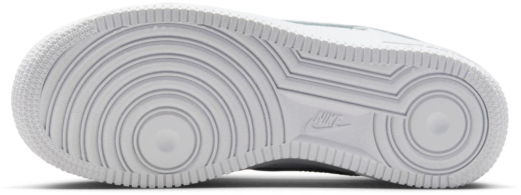 Air Force 1 LE sneakers