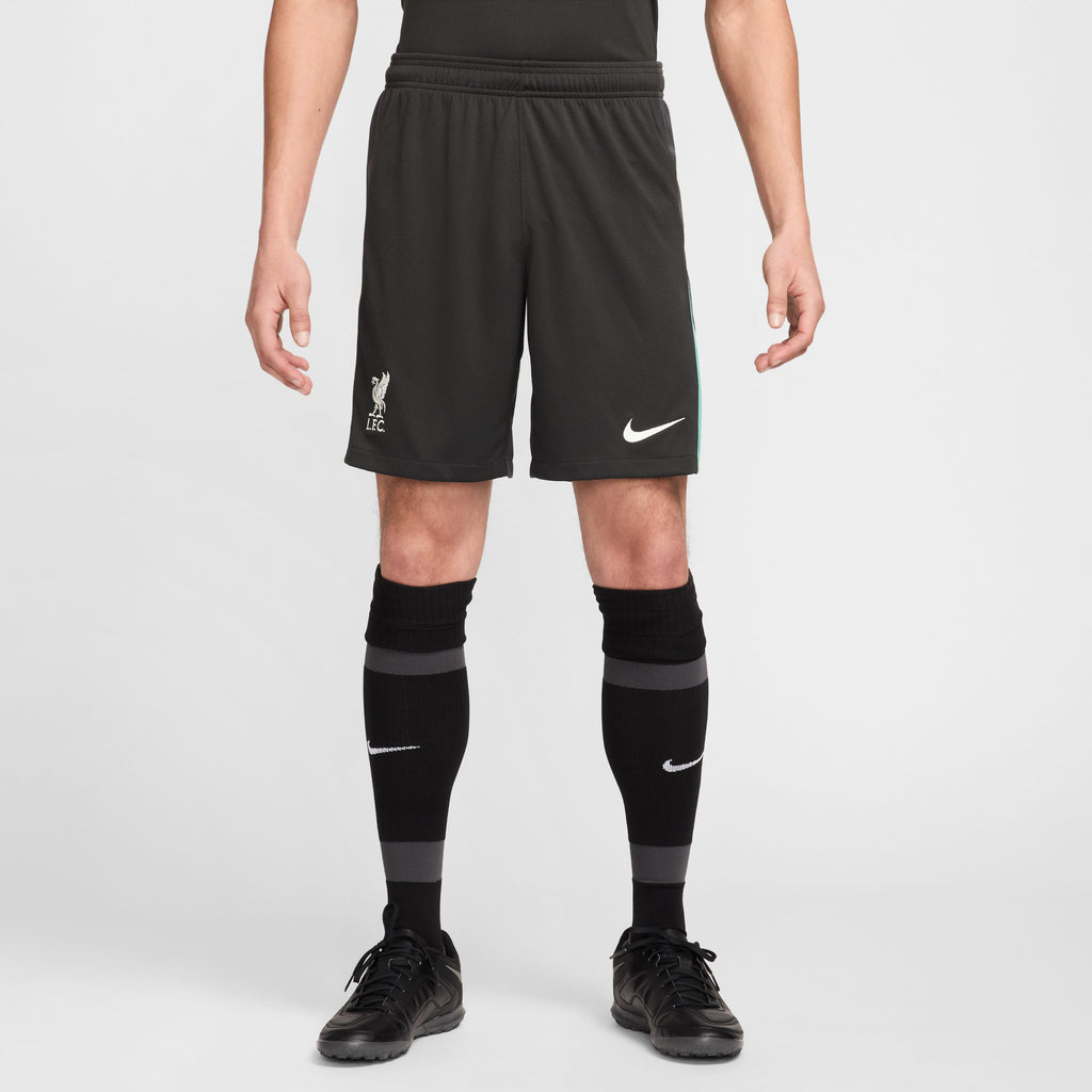 Liverpool FC Stadium uitshort 24/25