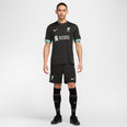 Liverpool FC Stadium uitshort 24/25