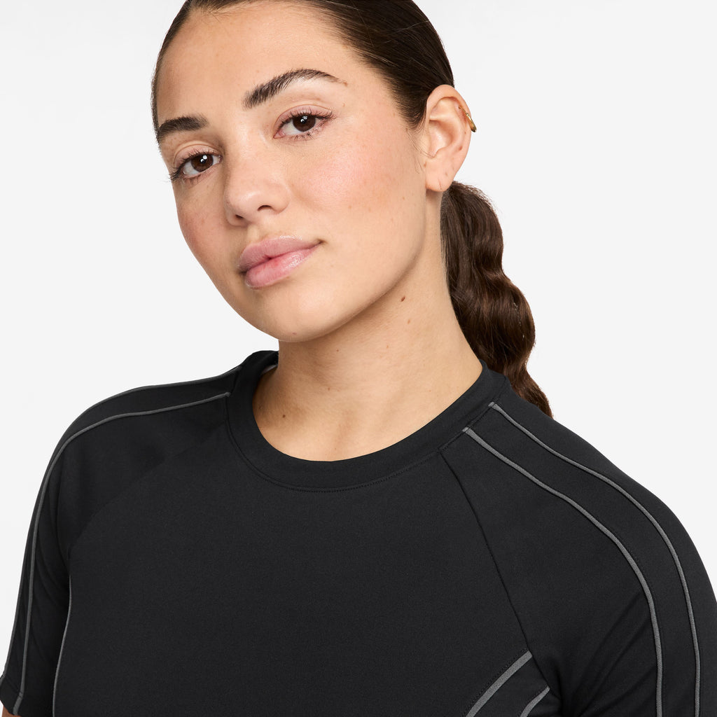 One Fitted t-shirt