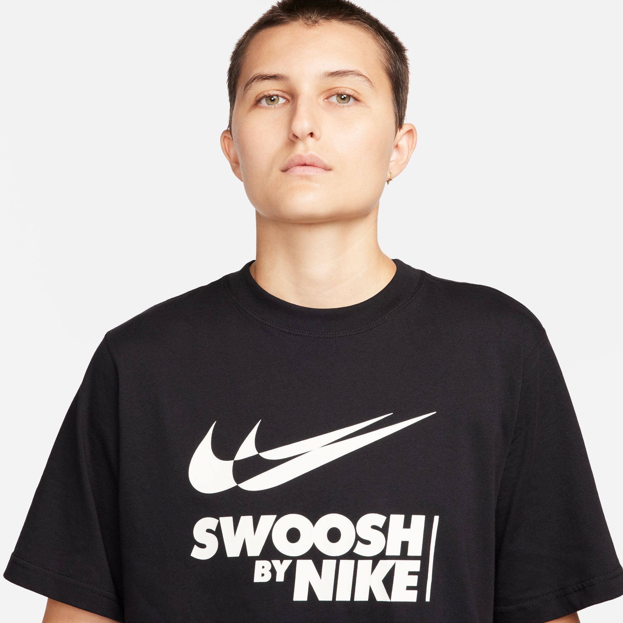 Sportswear shortsleeve shirt