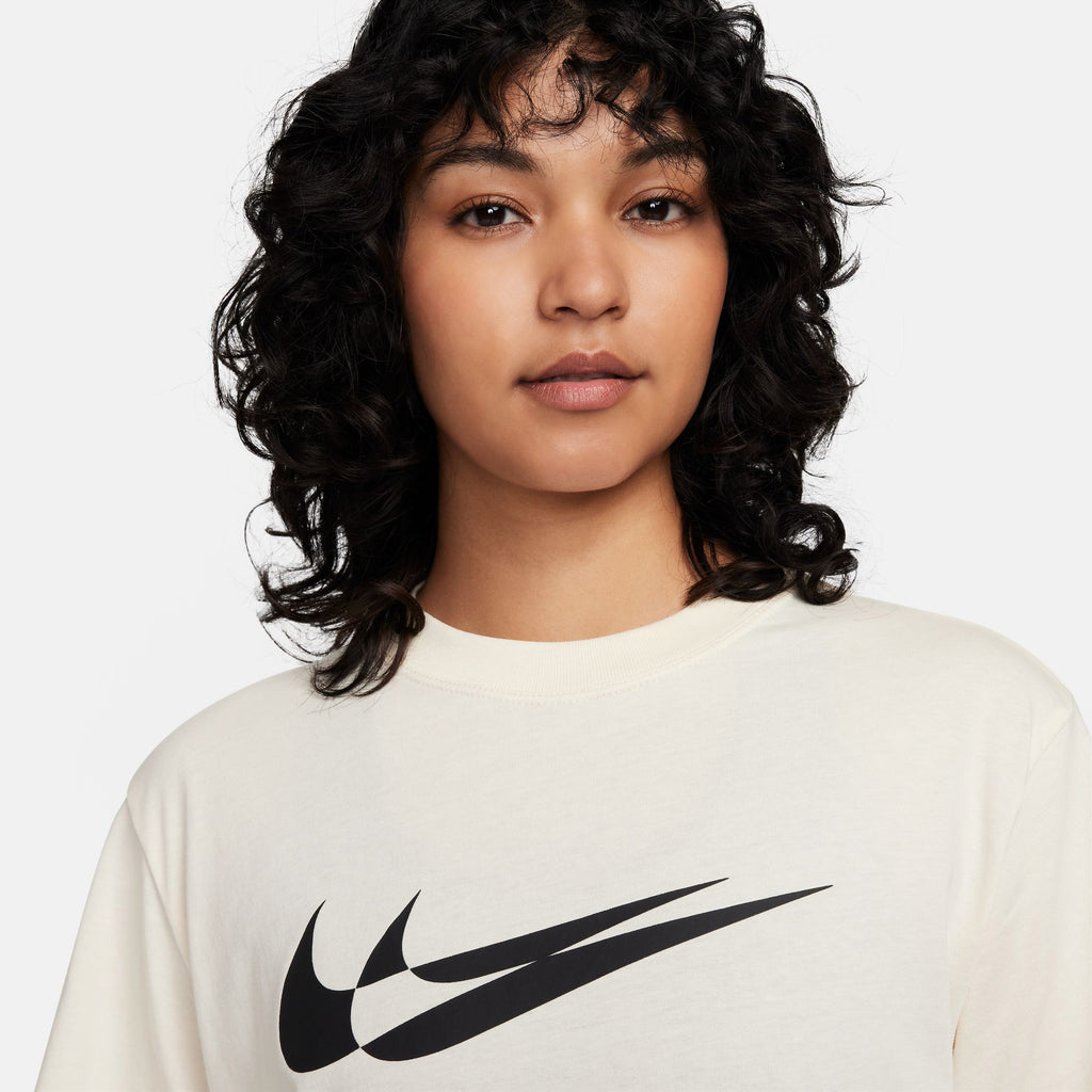 Sportswear shortsleeve shirt