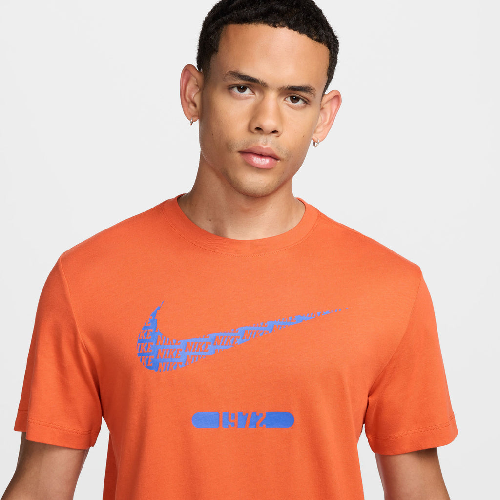 6 Mo Swoosh t-shirt