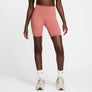 One High-waisted Biker short
