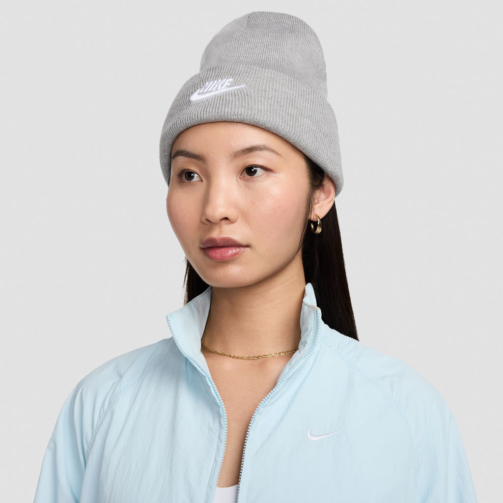 Peak beanie