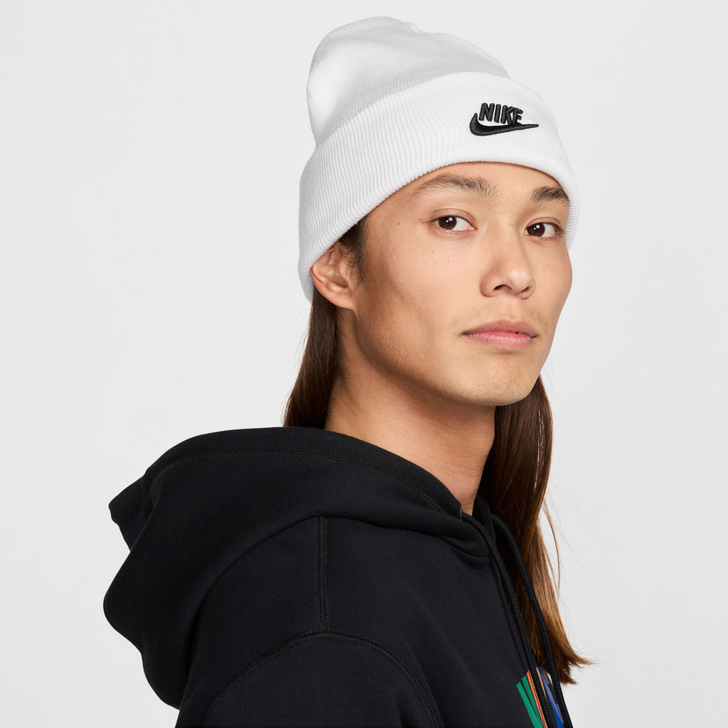 Peak beanie
