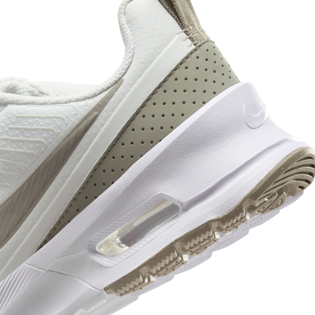 Air Max Nuaxis sneakers