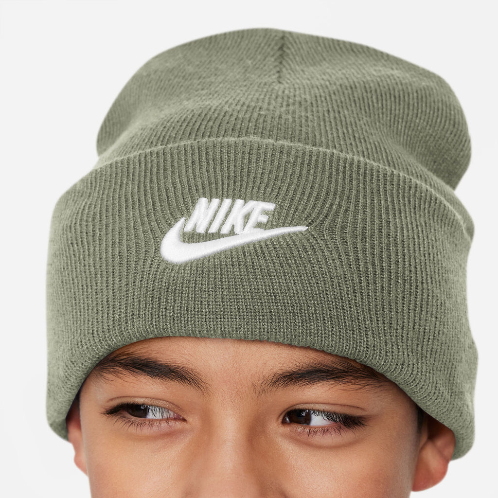 Peak beanie