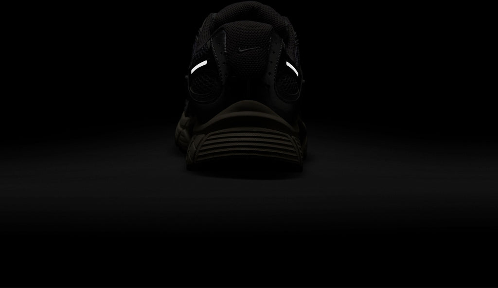 V5 RNR sneakers
