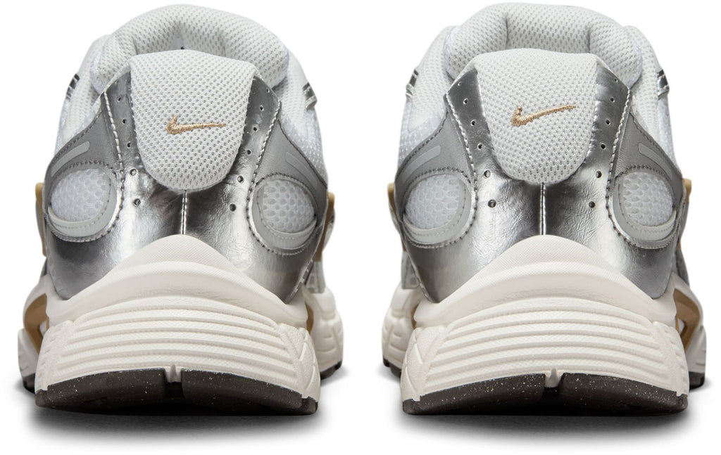 V5 RNR sneakers