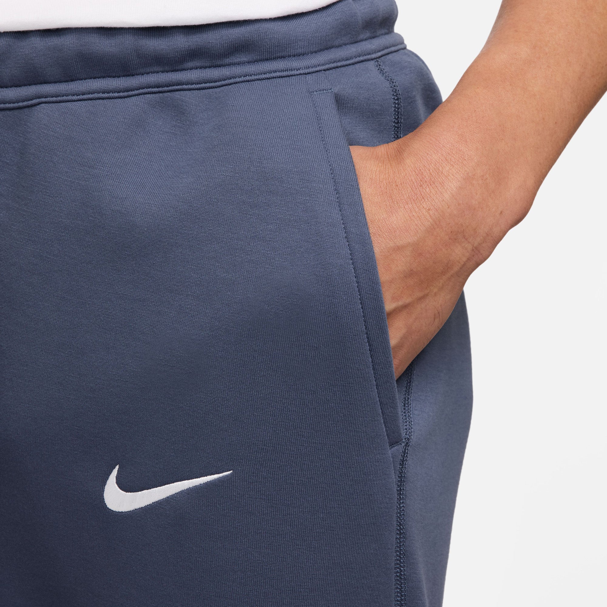 Paris Saint-Germain 2025/26 Tech Fleece broek