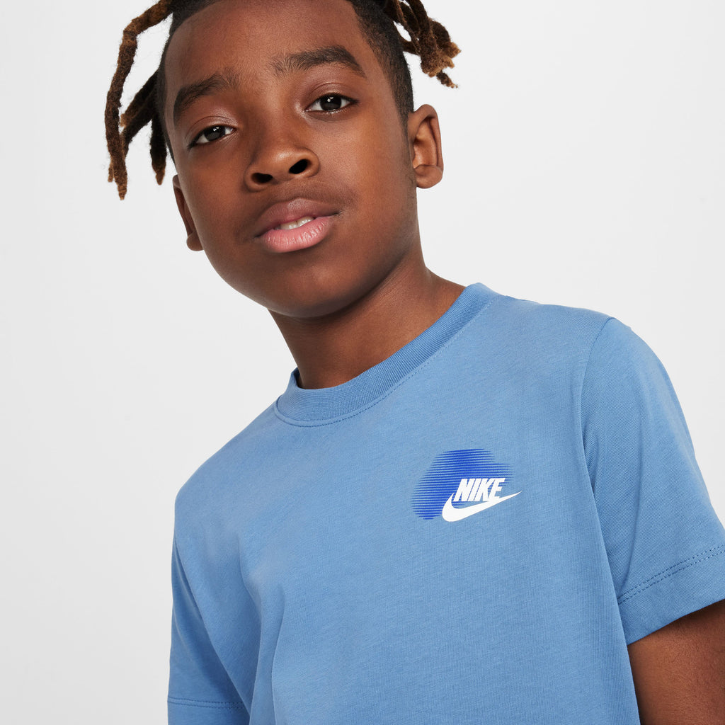 Sportswear Standard Issue Graphic t-shirt