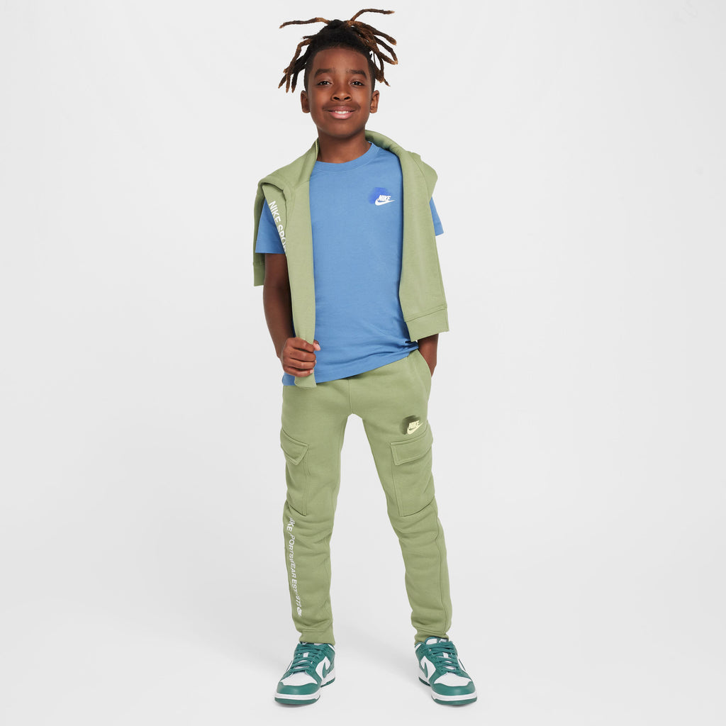 Sportswear Standard Issue Graphic t-shirt