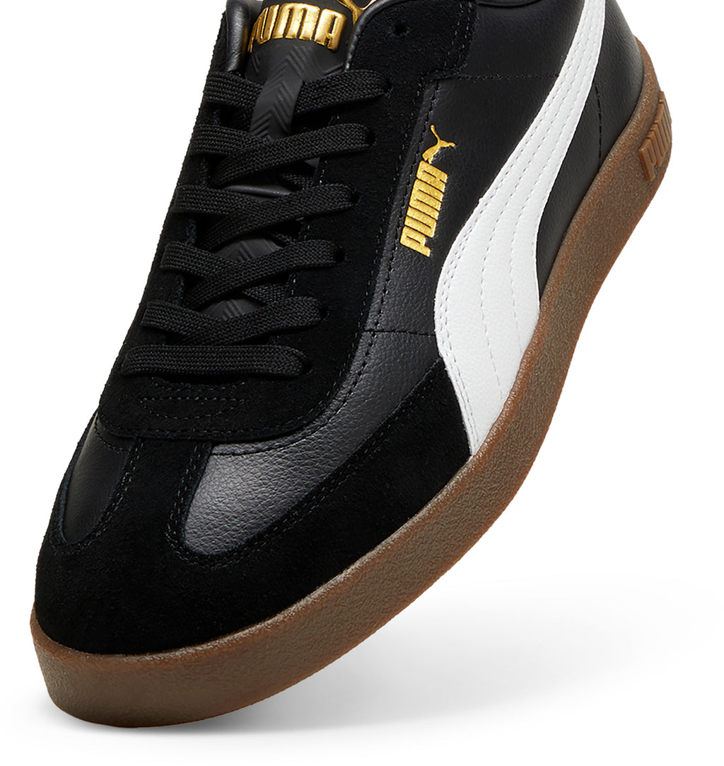 Club II Era sneakers