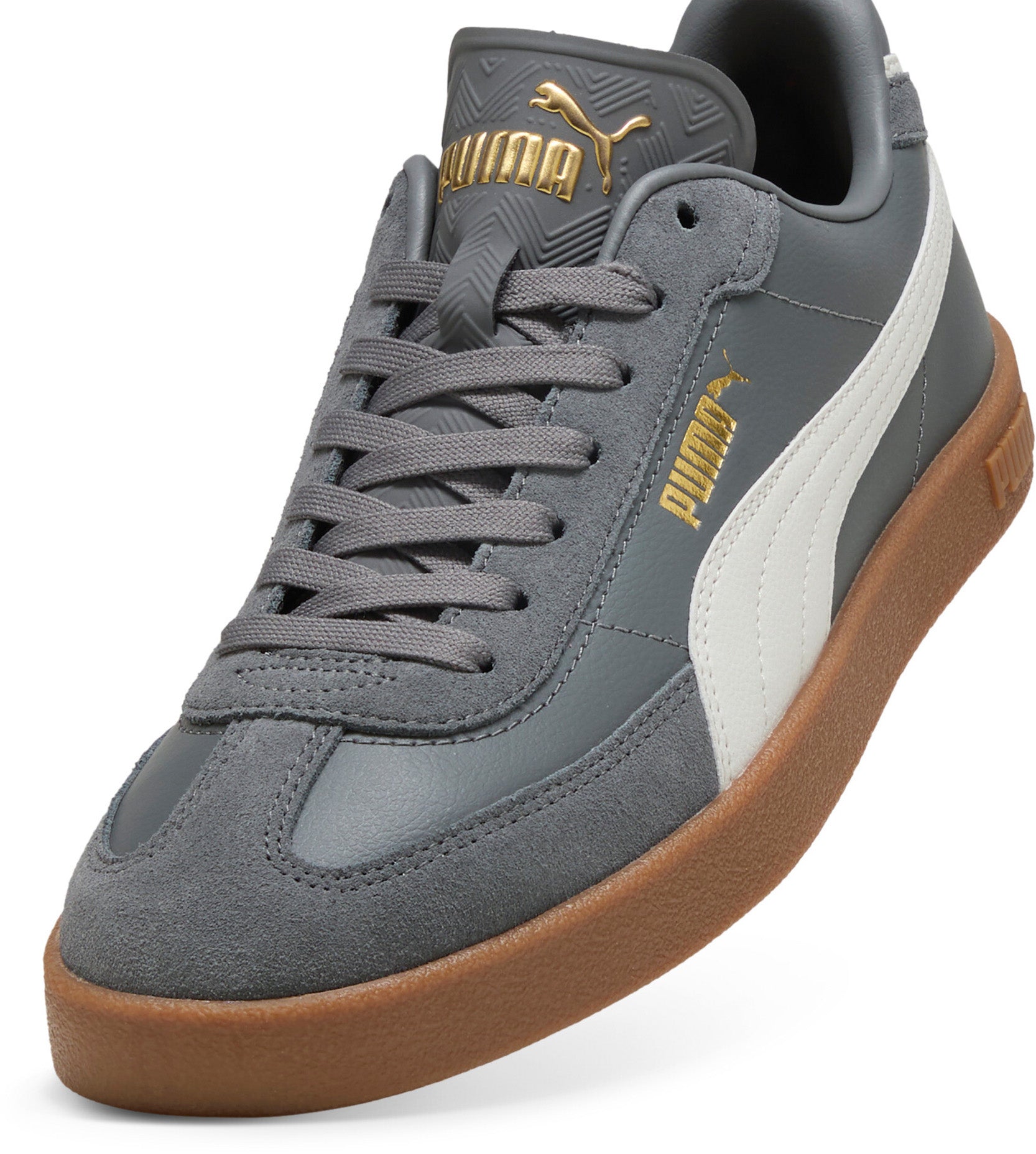 Club II Era sneakers