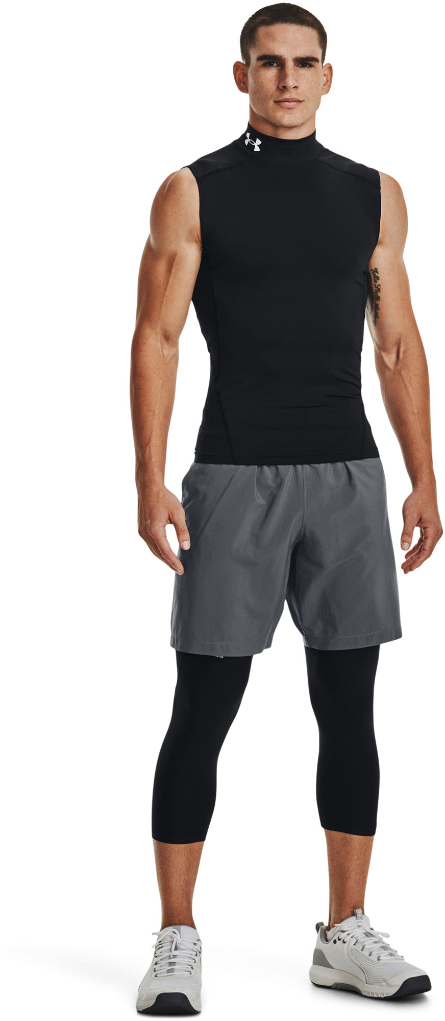 Woven Graphic short