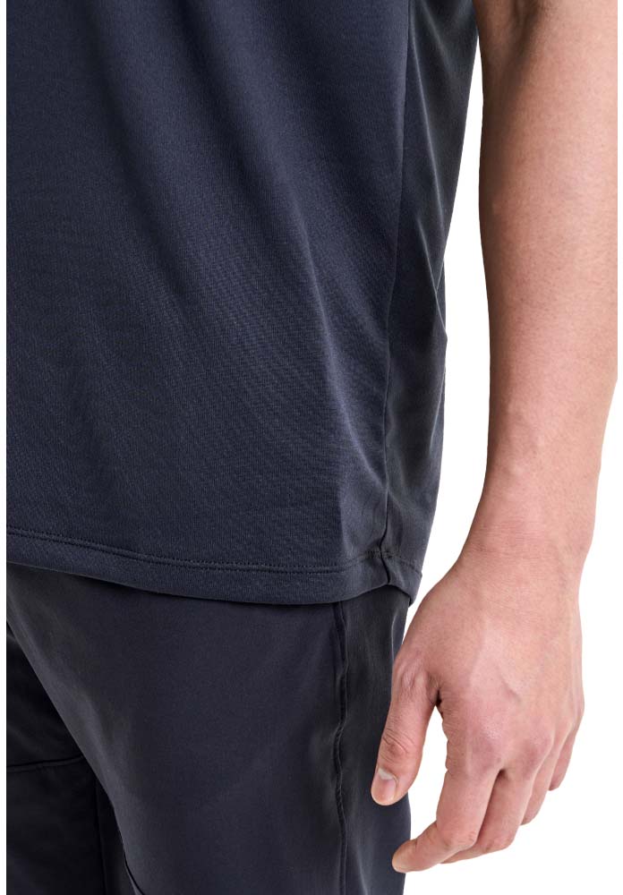 Tech Reflective shortsleeve shirt