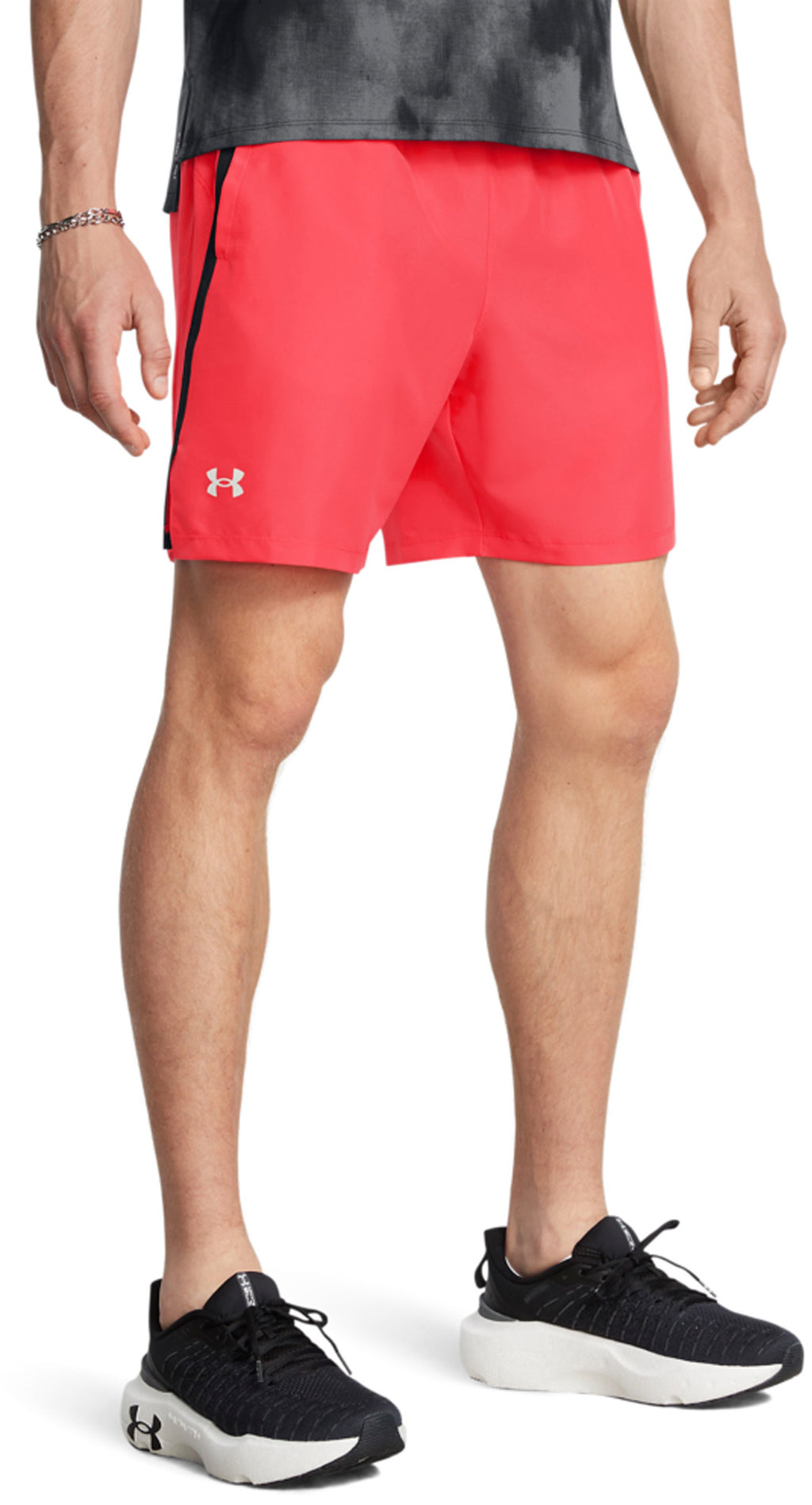 Launch 7" short