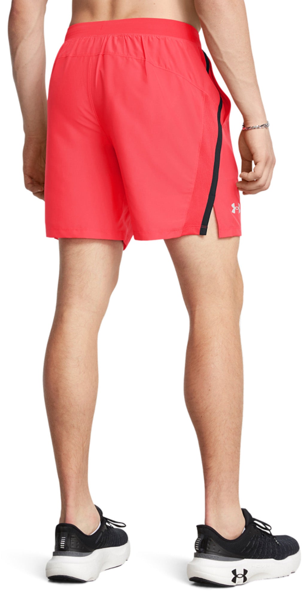 Launch 7" short