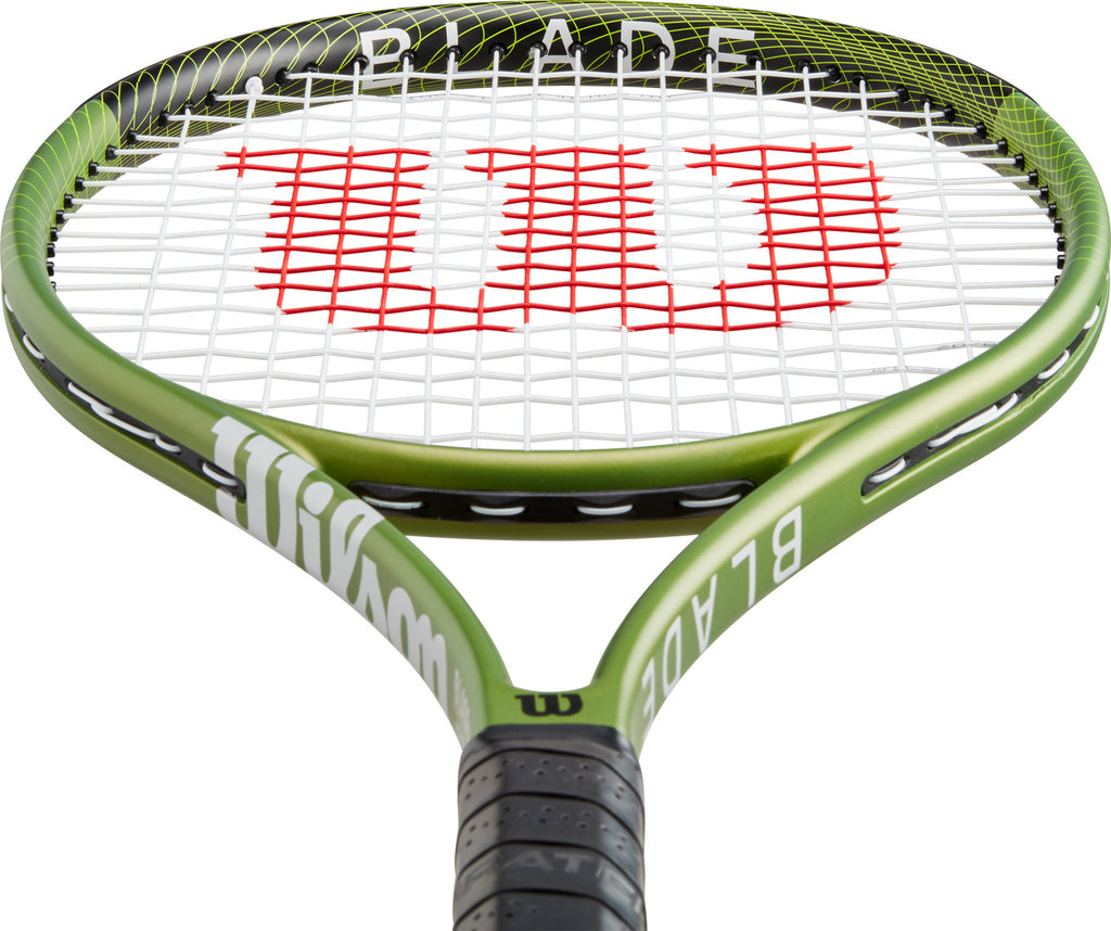 Blade Feel 100 tennisracket