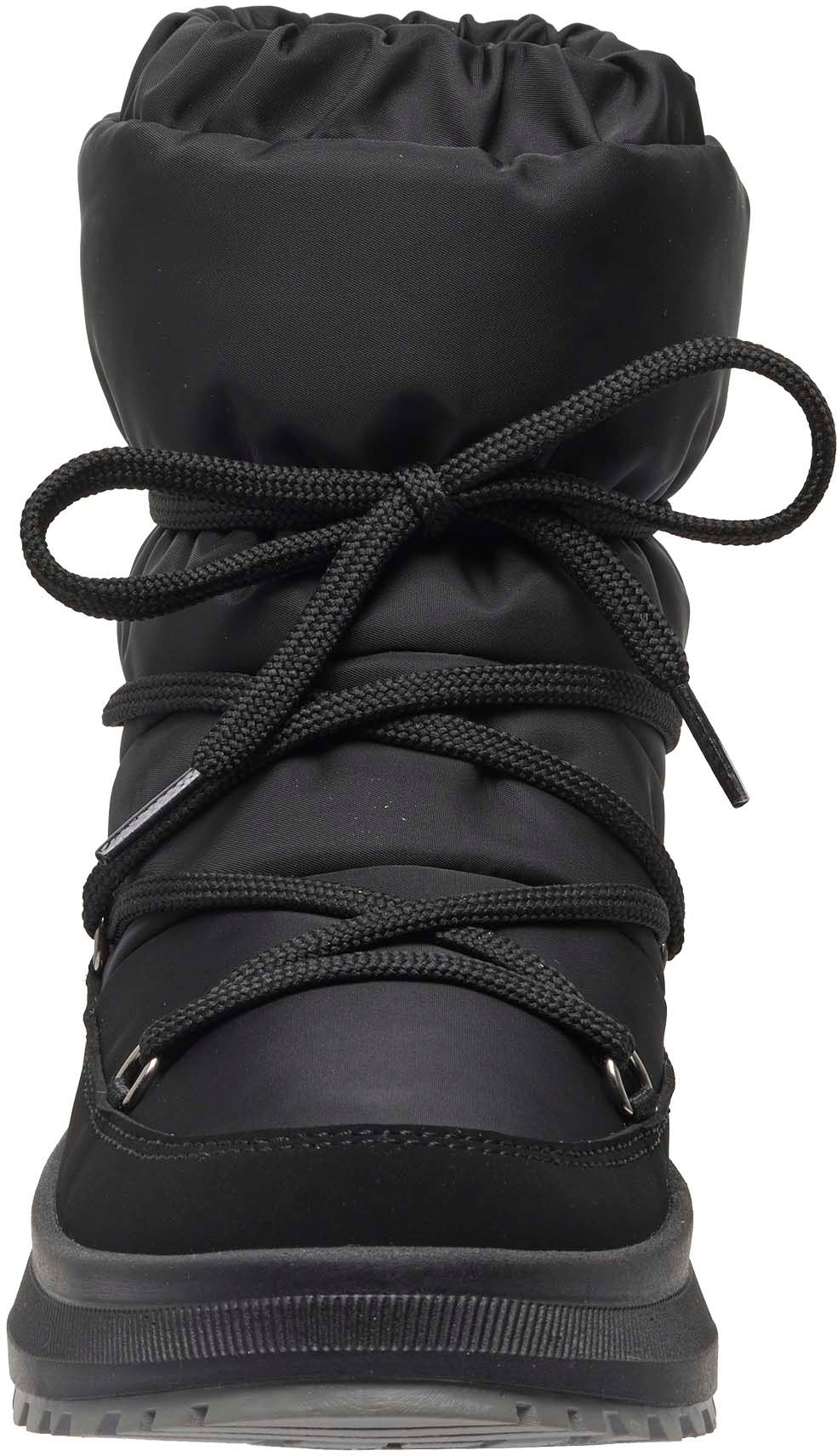An 8728 snowboots