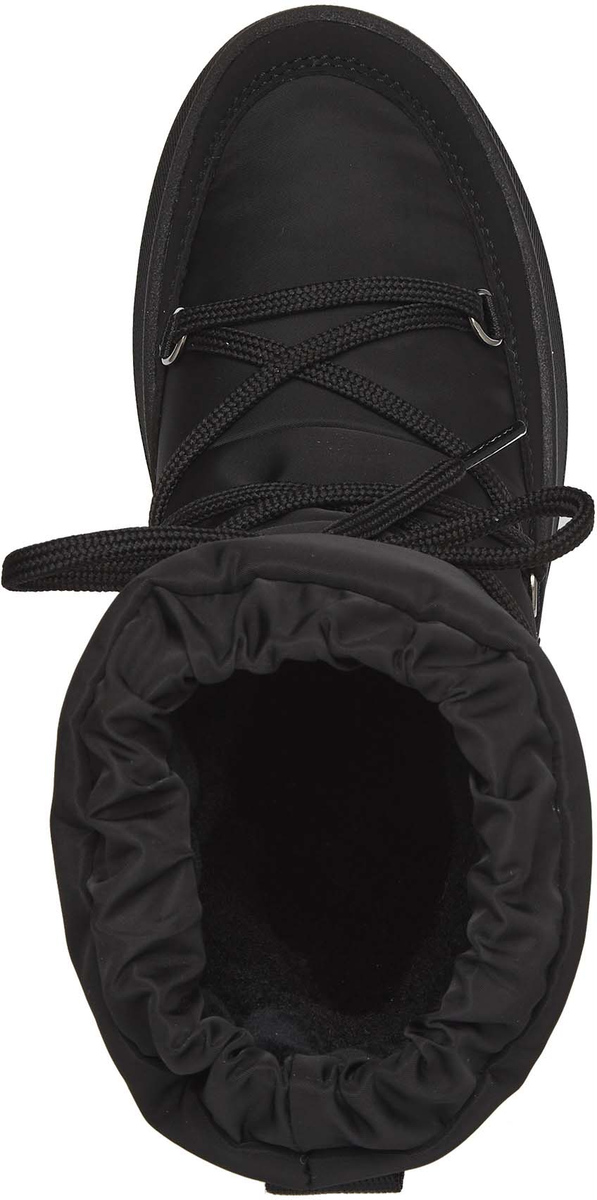 An 8728 snowboots