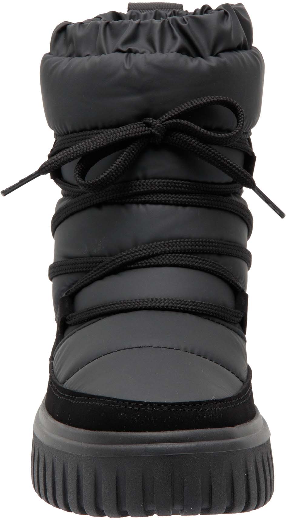 An 8811 snowboots