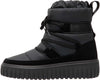 An 8811 snowboots