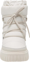 An 8811 snowboots