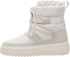 An 8811 snowboots
