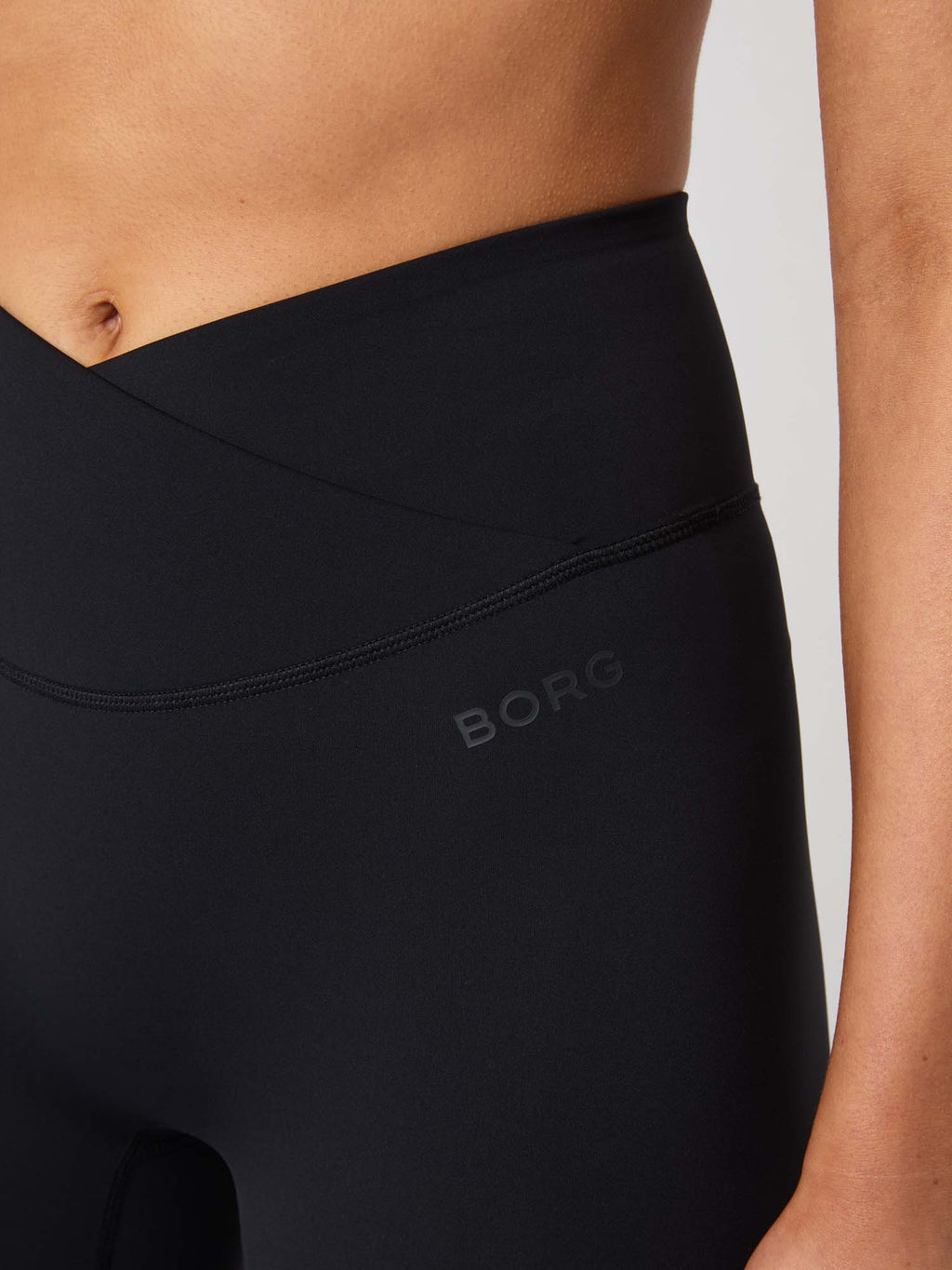 Studio Cross short