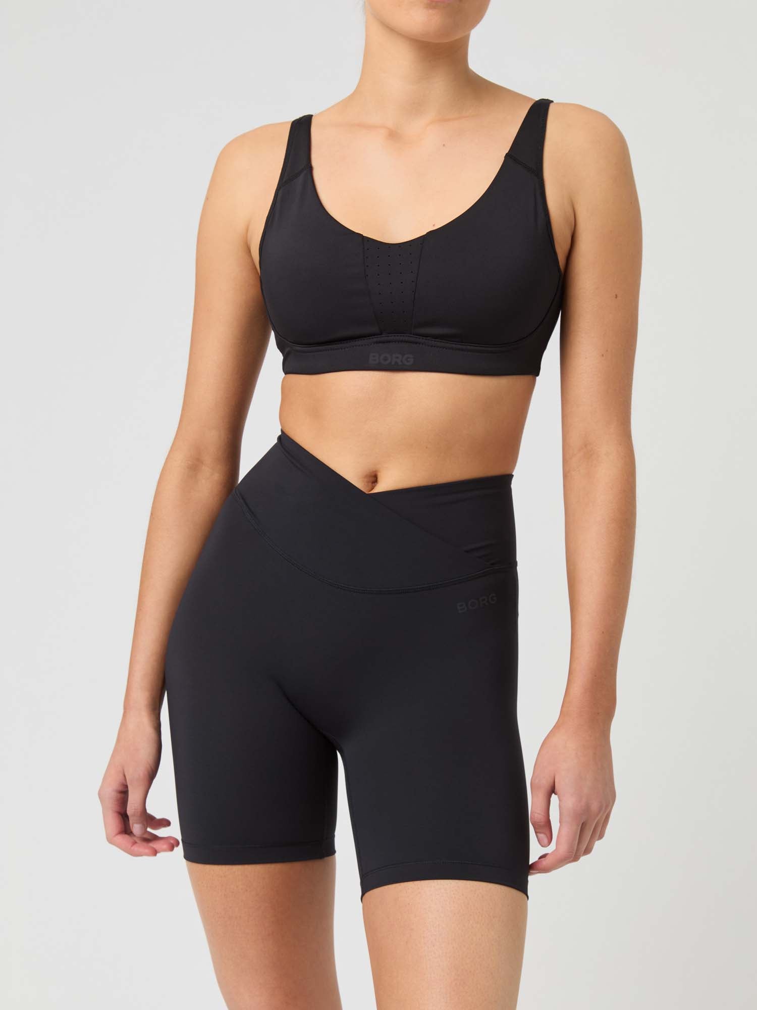 Studio Cross short