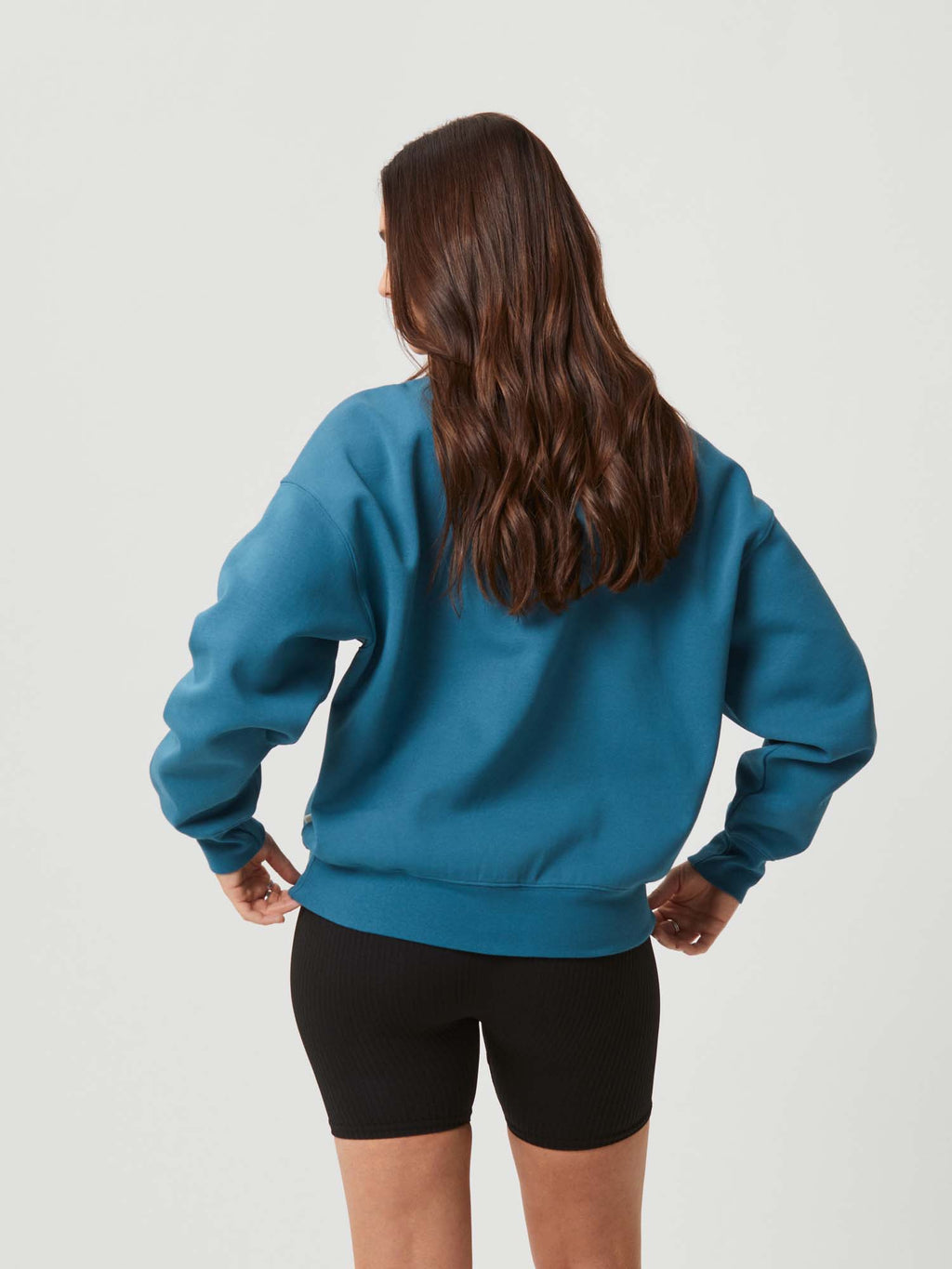 Studio Oversized Crew sweater