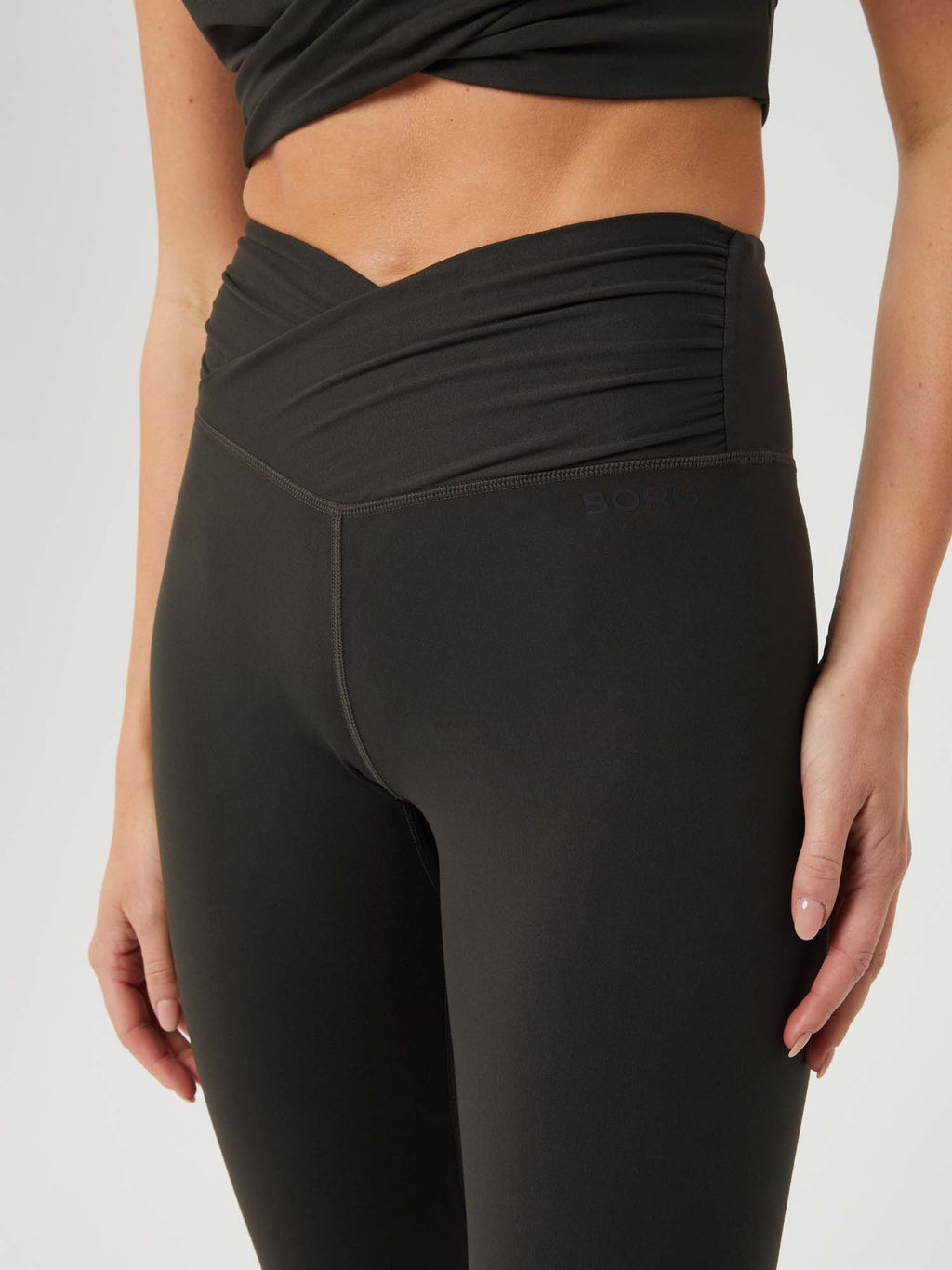 Studio Cross legging