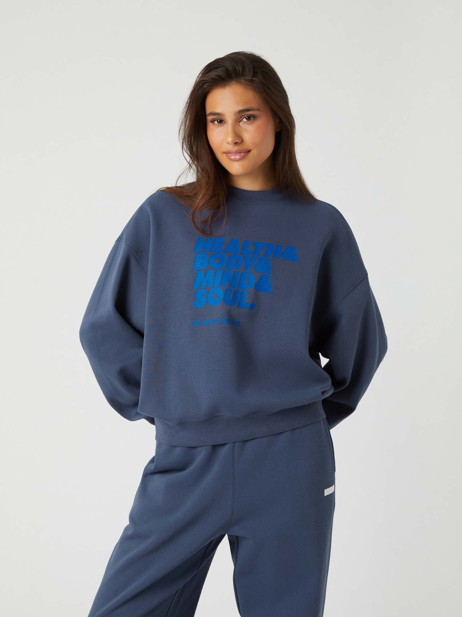 Studio Oversized Crew sweater