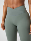 Studio Cross legging