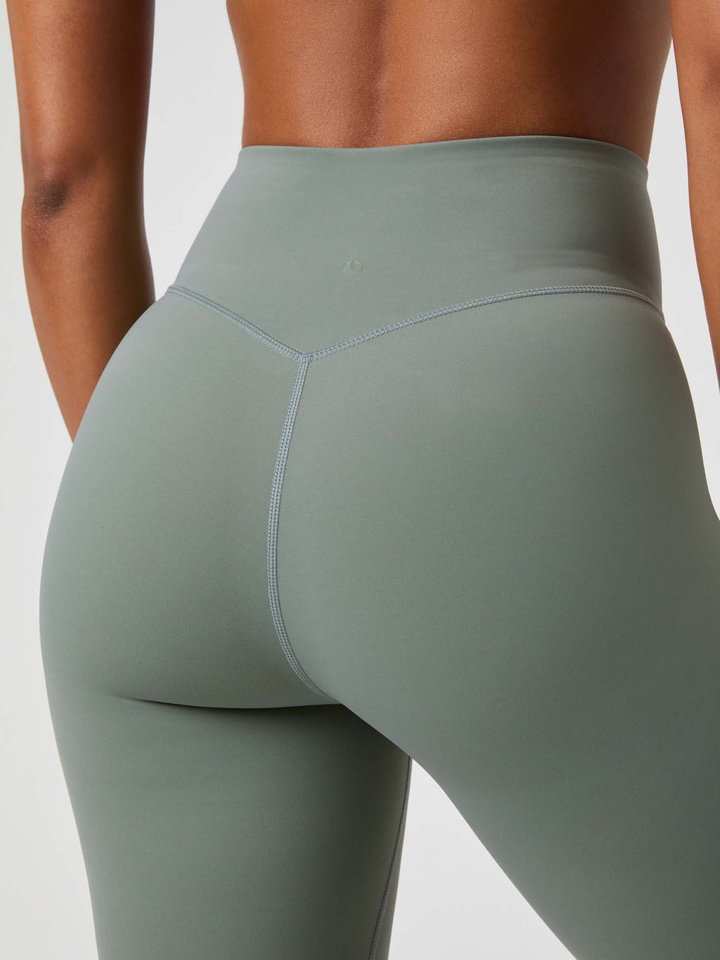 Studio Cross legging