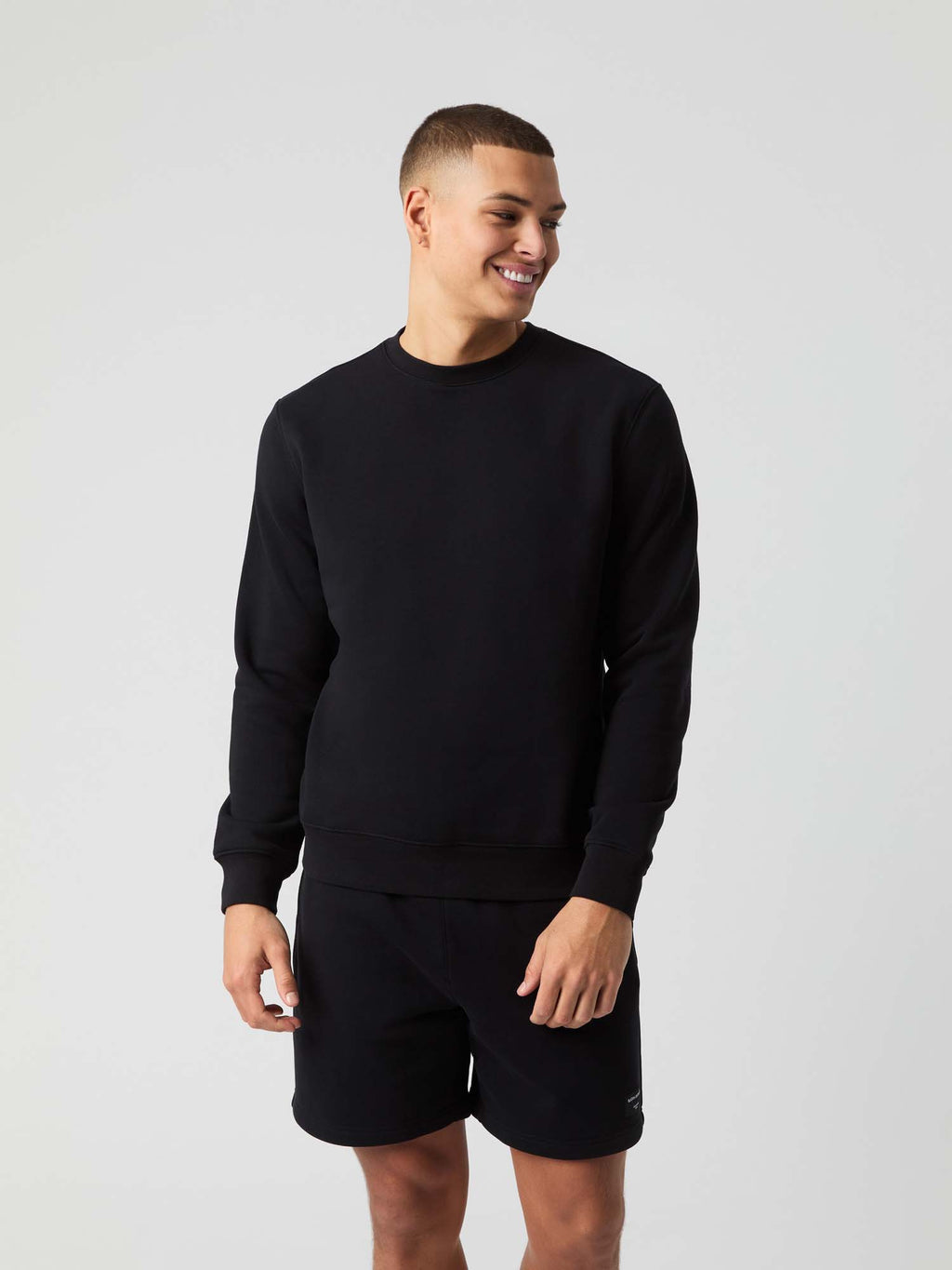 Centre sweater