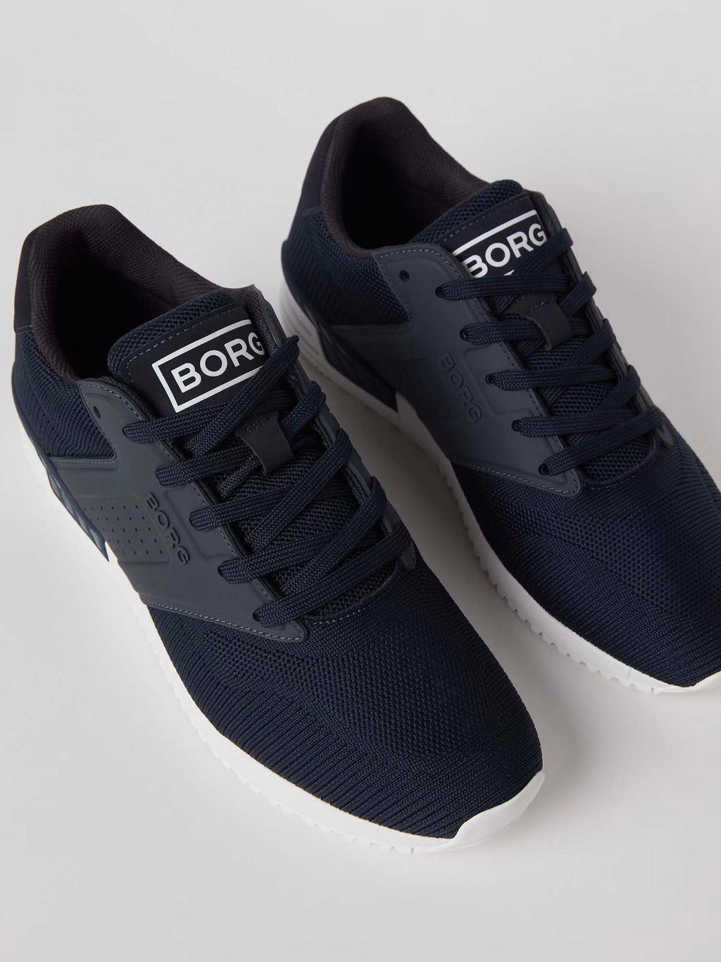 R140 Knt sneakers
