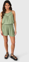 Essia short