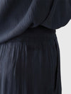 Essia short