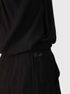 Essia short