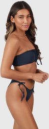 Suus-rib bikinitop