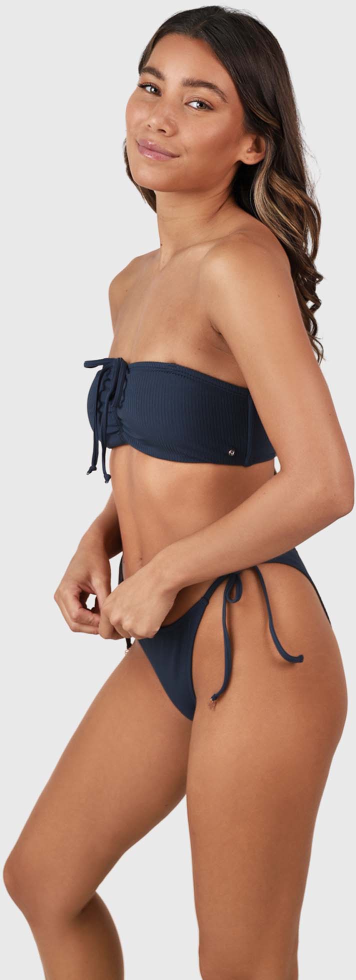 Suus-rib bikinitop