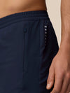 6 Woven short