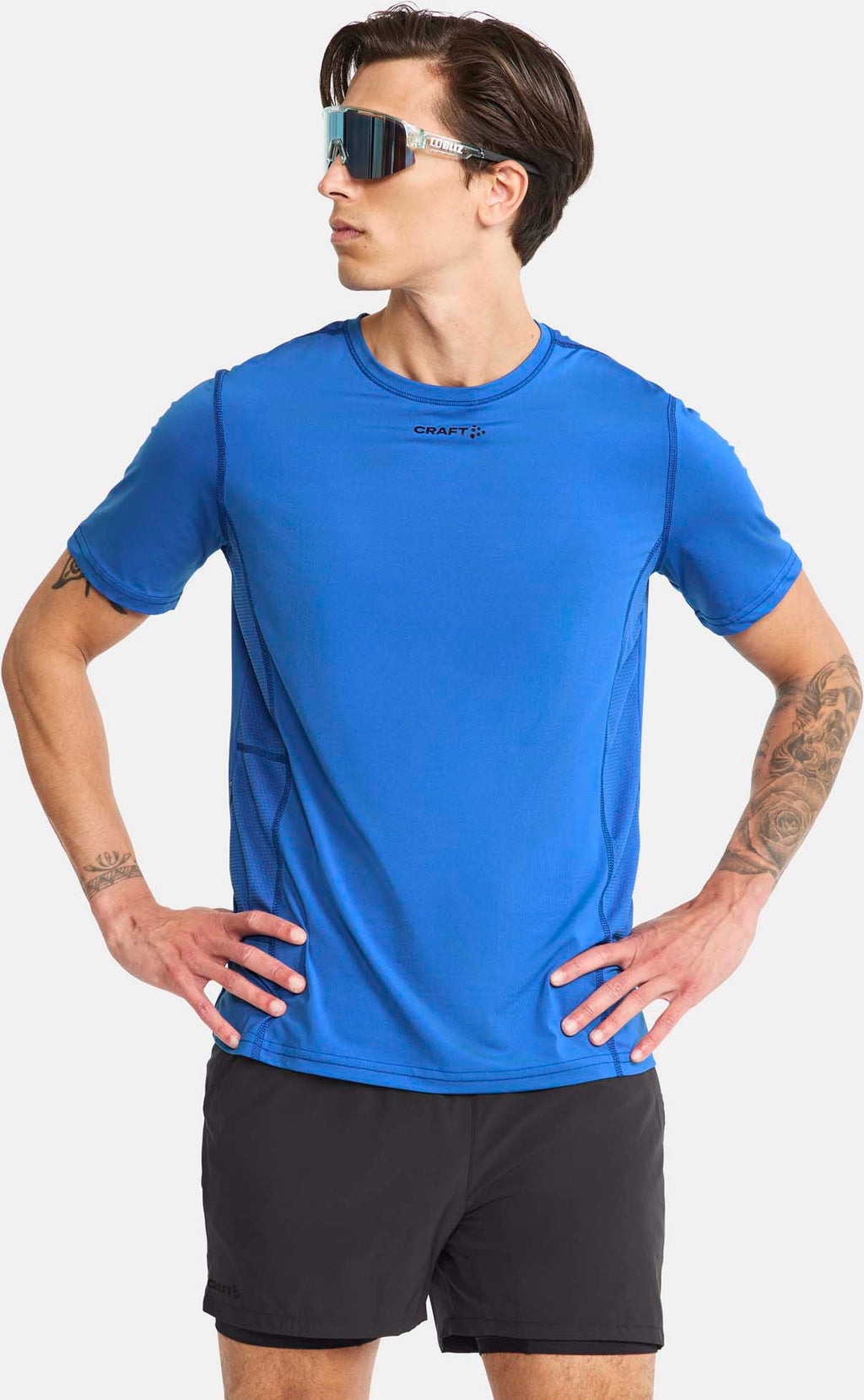 Adv Essence t-shirt