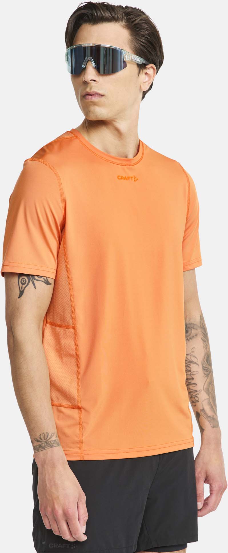 Adv Essence t-shirt